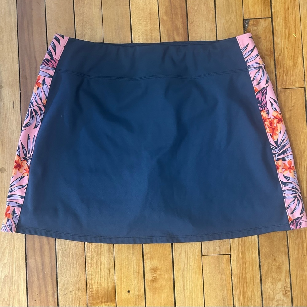 Tommy Bahama Navy UPF 50 Active Skort Floral Panel Golf Tennis Pickleball Large